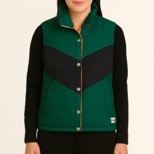 contrast-panel-outdoor-puffer-vest-for-women-green-black-design-with-button-closure-and-pockets-ideal-for-winter-activities-casual-womenswear-style-tops